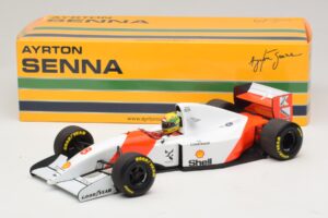 McLaren MP4/8 Ford #8 A. Senna Winner Japanese GP 1993 Minichamps 1:18 540931878 Druckguss — Bild 2 von 7