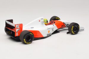 McLaren MP4/8 Ford #8 A. Senna Winner Japanese GP 1993 Minichamps 1:18 540931878 Druckguss — Bild 6 von 7