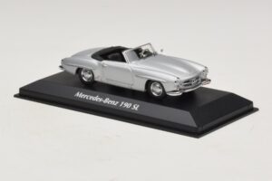 Mercedes 190 SL W121 Silber Maxichamps 1:43 940033130 Druckguss — Bild 3 von 4