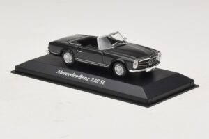 Mercedes 230 SL W113 Grau Maxichamps 1:43 94003231 Druckguss — Bild 3 von 4