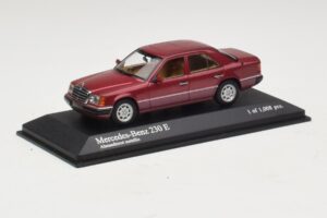 Mercedes 230E W124 Rot Metallic Minichamps 1:43 400037001 Druckguss — Bild 2 von 4
