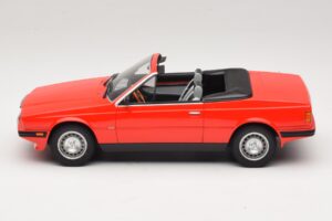 Mercedes 300 Cabriolet Dunkelrot Minichamps 1:43 437032131 Druckguss — Bild 3 von 6