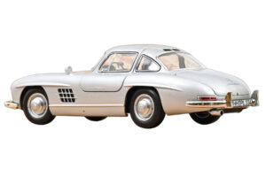 Mercedes 300 SL W198 Gullwing Silber Norev 1:18 183857 Druckguss — Bild 3 von 5