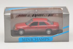 Mercedes 300D W124 Turbo Rot Minichamps 1:43 3210 Druckguss — Bild 4 von 4