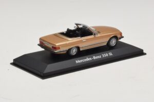 Mercedes 350 SL R107 Gold Maxichamps 1:43 940033431 Druckguss — Bild 2 von 4