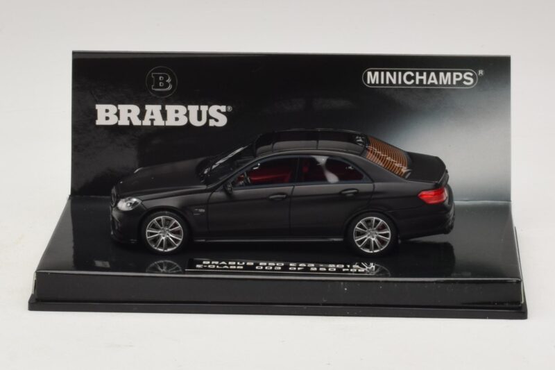 Mercedes Brabus 850 E63 W212 Mattschwarz Minichamps 1:43 437034101 Druckguss