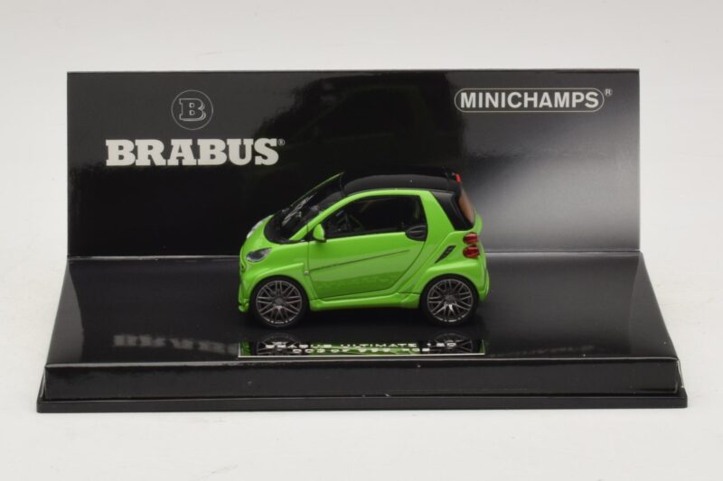 Mercedes Brabus Ultimate 120 Grün Minichamps 1:43 Mercedes Brabus Ultimate 120 Grün Minichamps 1:43 437032700 Druckguss