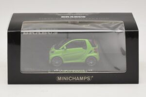 Mercedes Brabus Ultimate 120 Grün Minichamps 1:43 437032700 Druckguss — Bild 5 von 5