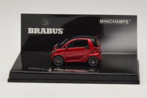 Mercedes Brabus Ultimate 120 Rot Minichamps 1:43 437032701 Druckguss