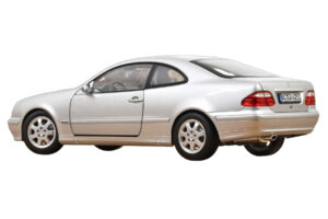 Mercedes CLK C208 Brilliant Silver Norev 1:18 183335 Druckguss — Bild 3 von 3