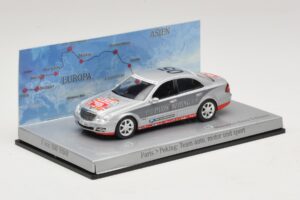 Mercedes E-Class #5 Team Auto Motor und Sport Rally Paris-Peking 2007 Minichamps 1:43 B66962261 Druckguss — Bild 2 von 5