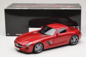 Mercedes SLS AMG C197 Rot Metallic Minichamps 1:18 100039020 Druckguss — Bild 8 von 8