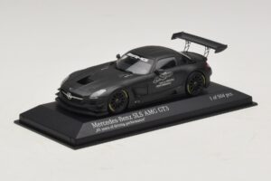 Mercedes SLS AMG GT3 45 Years of Driving Performance Schwarz Minichamps 1:43 410133200 Druckguss — Bild 2 von 4