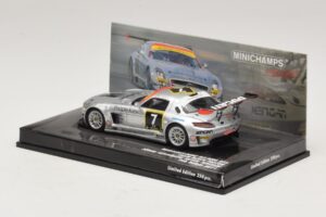 Mercedes SLS AMG GT3 #7 Black Falcon Jager / Seyffarth 24 Hours of Dubai 2011 Minichamps 1:43 437110307 Druckguss — Bild 3 von 5