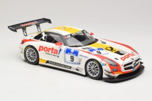 Mercedes SLS AMG GT3 #9 B. Schneider / J. Bleekemolen Black Falcon 24 Hours of Nurburgring Winner 2013 Minichamps 1:18 151133 — Bild 4 von 6