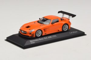 Mercedes SLS AMG GT3 Street Orange Minichamps 1:43 410113204 Druckguss — Bild 2 von 4