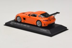Mercedes SLS AMG GT3 Street Orange Minichamps 1:43 410113204 Druckguss — Bild 3 von 4