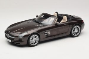 Mercedes SLS AMG Sepang Brown Minichamps 1:18 B66960080 Druckguss