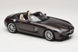 Mercedes SLS AMG Sepang Brown Minichamps 1:18 B66960080 Druckguss — Bild 7 von 9