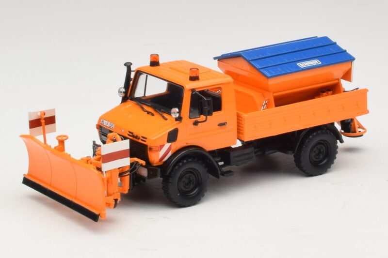 Mercedes Unimog 1300 L Schneepflug Orange Minichamps 1:43 439033060 Druckguss