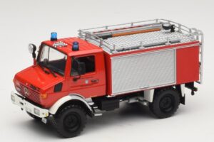 Mercedes Unimog 1300 L TLF 8/18 FF Oberammergau Minichamps 1:43 439033071 Druckguss