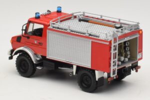Mercedes Unimog 1300 L TLF 8/18 FF Oberammergau Minichamps 1:43 439033071 Druckguss — Bild 5 von 6