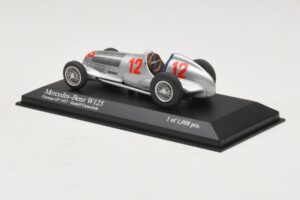 Mercedes W125 R. Caracciola German GP 1937 Minichamps 1:43 400370012 Druckguss — Bild 3 von 3