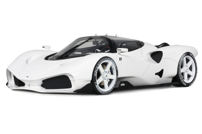 Nilu27 Nilu Super White GT Spirit 1:18 GT578 Resin