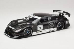 Nissan GT-R R35 Stealth Model Gran Turismo 5 AUTOart 1:18 81041 Druckguss
