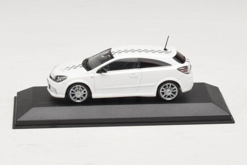 Opel Astra H OPC Nurburgring Edition Weiß Minichamps 1:43 ASTRA005 Druckguss
