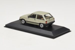 Opel Corsa A Hellgrün Metallic Minichamps 1:43 CORSA001 Druckguss — Bild 3 von 4