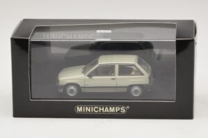 Opel Corsa A Hellgrün Metallic Minichamps 1:43 CORSA001 Druckguss — Bild 4 von 4