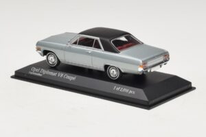Opel Diplomat A V8 Coupe Silber Minichamps 1:43 400048020 Druckguss — Bild 3 von 4