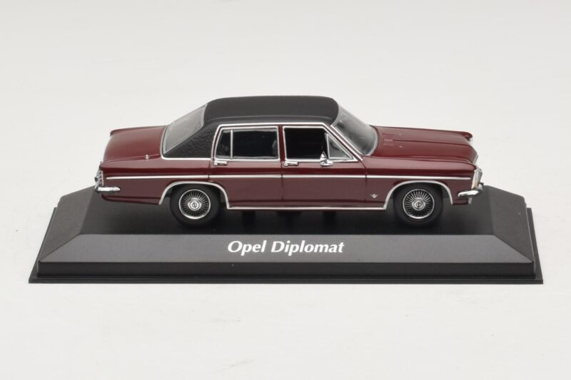 Opel Diplomat B Dunkelrot Maxichamps 1:43 940046071 Druckguss