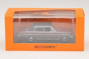 Opel Diplomat B Dunkelrot Maxichamps 1:43 940046071 Druckguss — Bild 4 von 4