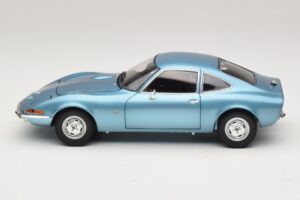Opel GT Blue Metallic Minichamps 1:18 180049030 Druckguss — Bild 4 von 8