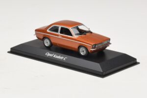 Opel Kadett C Bronze Metallic Maxichamps 1:43 940045600 Druckguss — Bild 3 von 4