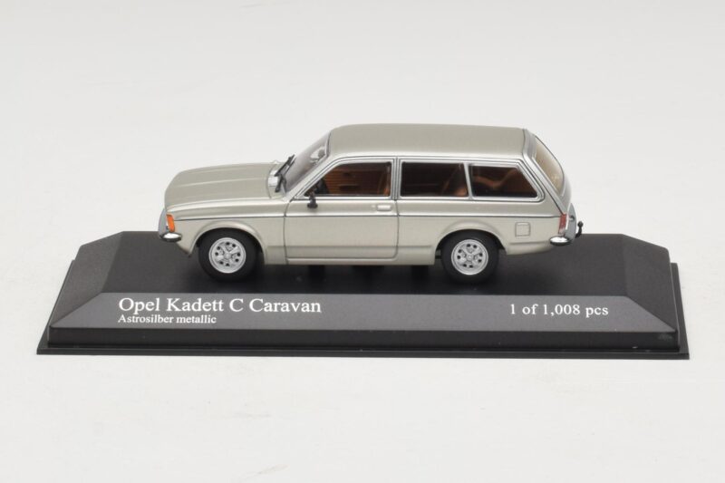 Opel Kadett C Caravan Silver Metallic Minichamps 1:43 Opel Kadett C Caravan Silver Metallic Minichamps 1:43 400048111 Druckguss