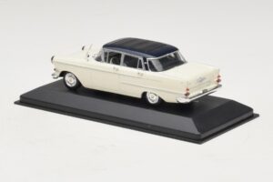 Opel Kapitan A Weiß Minichamps 1:43 400048000 Druckguss — Bild 3 von 4