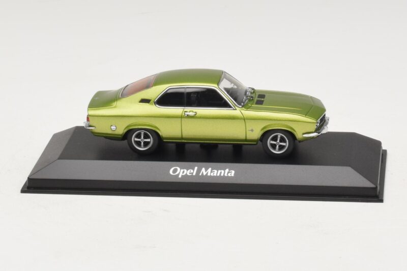 Opel Manta A Grün Metallic Maxichamps 1:43 940045501 Druckguss