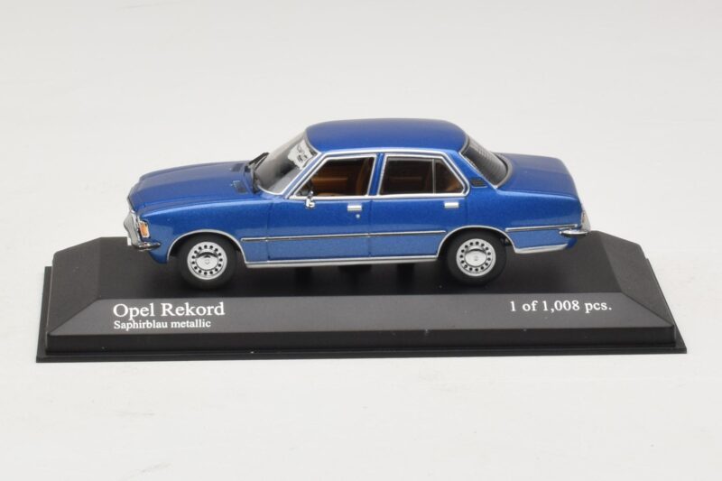 Opel Rekord D Blau Metallic Minichamps 1:43 Opel Rekord D Blau Metallic Minichamps 1:43 400044002 Druckguss