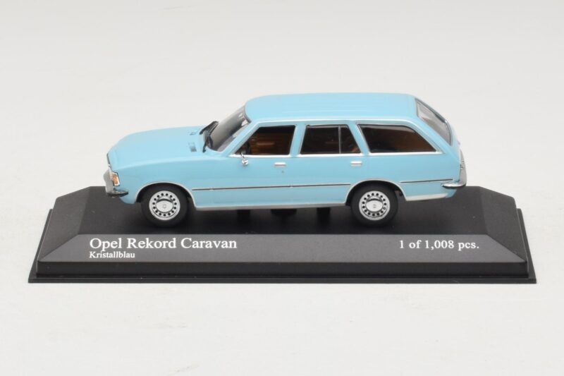 Opel Rekord D Caravan Hellblau Minichamps 1:43 Opel Rekord D Caravan Hellblau Minichamps 1:43 400044014 Druckguss