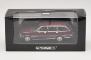 Opel Rekord D Caravan Rot Minichamps 1:43 400044012 Druckguss — Bild 4 von 4