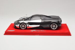 Pagani Huayra Chrome Silver Einzelstück BBR 1:18 P1873CM Resin — Bild 3 von 7