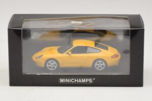 Porsche 911 991 Carrera Gelb Minichamps 1:43 410060221 Druckguss — Bild 4 von 4