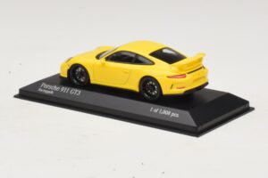 Porsche 911 991 GT3 Gelb Minichamps 1:43 410062021 Druckguss — Bild 3 von 4