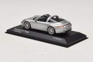 Porsche 911 991 Targa Silber Minichamps 1:43 410062442 Druckguss — Bild 3 von 4