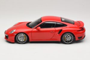 Porsche 911 991 Turbo S Rot Minichamps 1:18 110062320 Druckguss — Bild 4 von 8