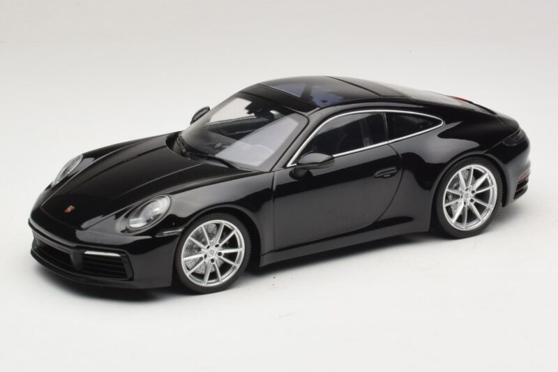 Porsche 911 992 Carrera 4S Schwarz Minichamps 1:18 Porsche 911 992 Carrera 4S Schwarz Minichamps 1:18 WAP0211120R992 Druckguss