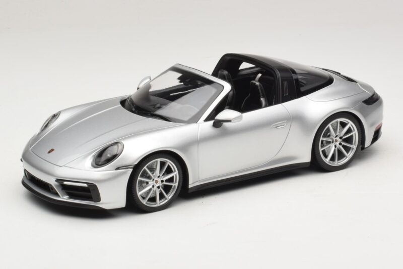 Porsche 911 992 Targa 4 GTS Silber Minichamps 1:18 WAP0211460RTRG Druckguss